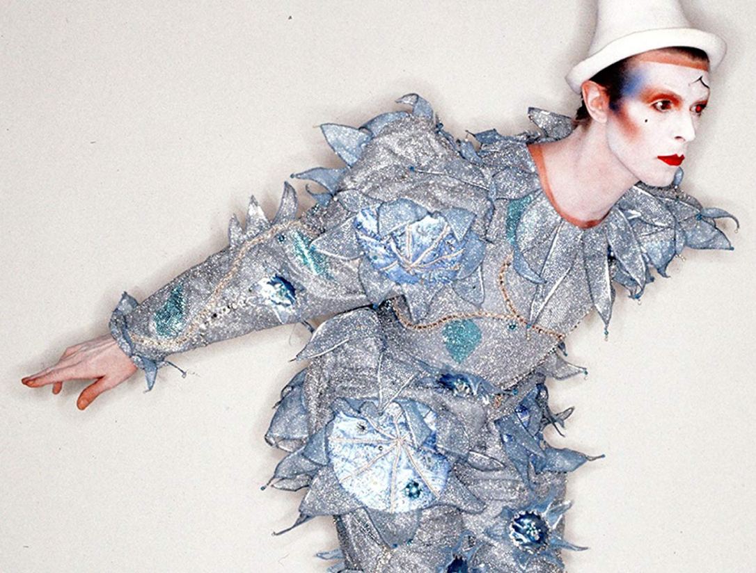 MV5BMzUxYTdmYjUtMTA1YS00ZjdmLWI5YzgtYjczM2YyM2I4ZmE5XkEyXkFqcGdeQXVyNTk1NTMyNzM@._V1_SY1000_CR0,0,1317,1000_AL_