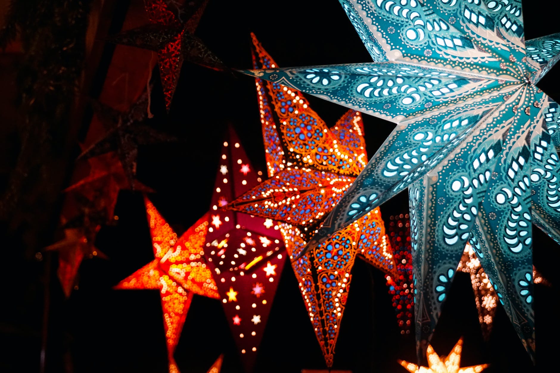 lighted christmas stars